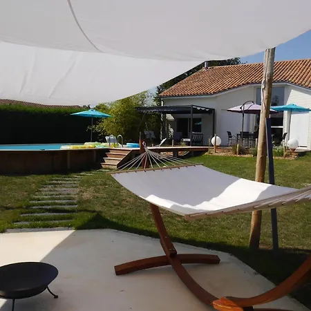 度假居 Logis De Fontaine-le-Comte